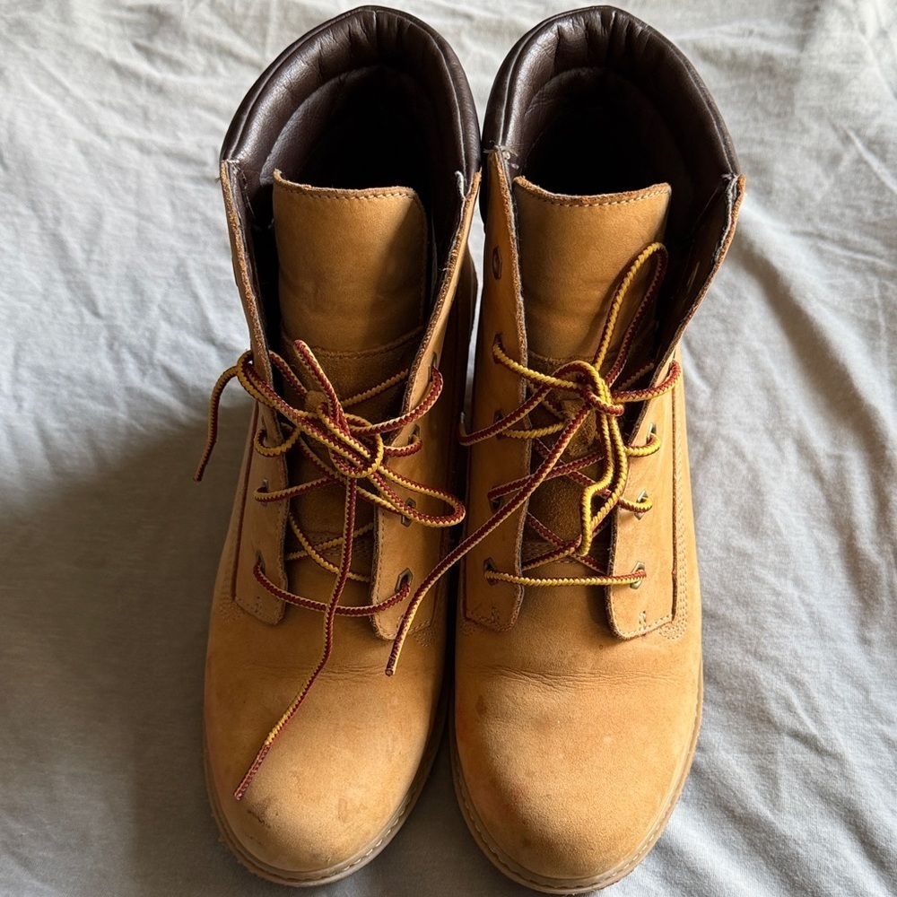 Timberland Tan Leather Platform Boots